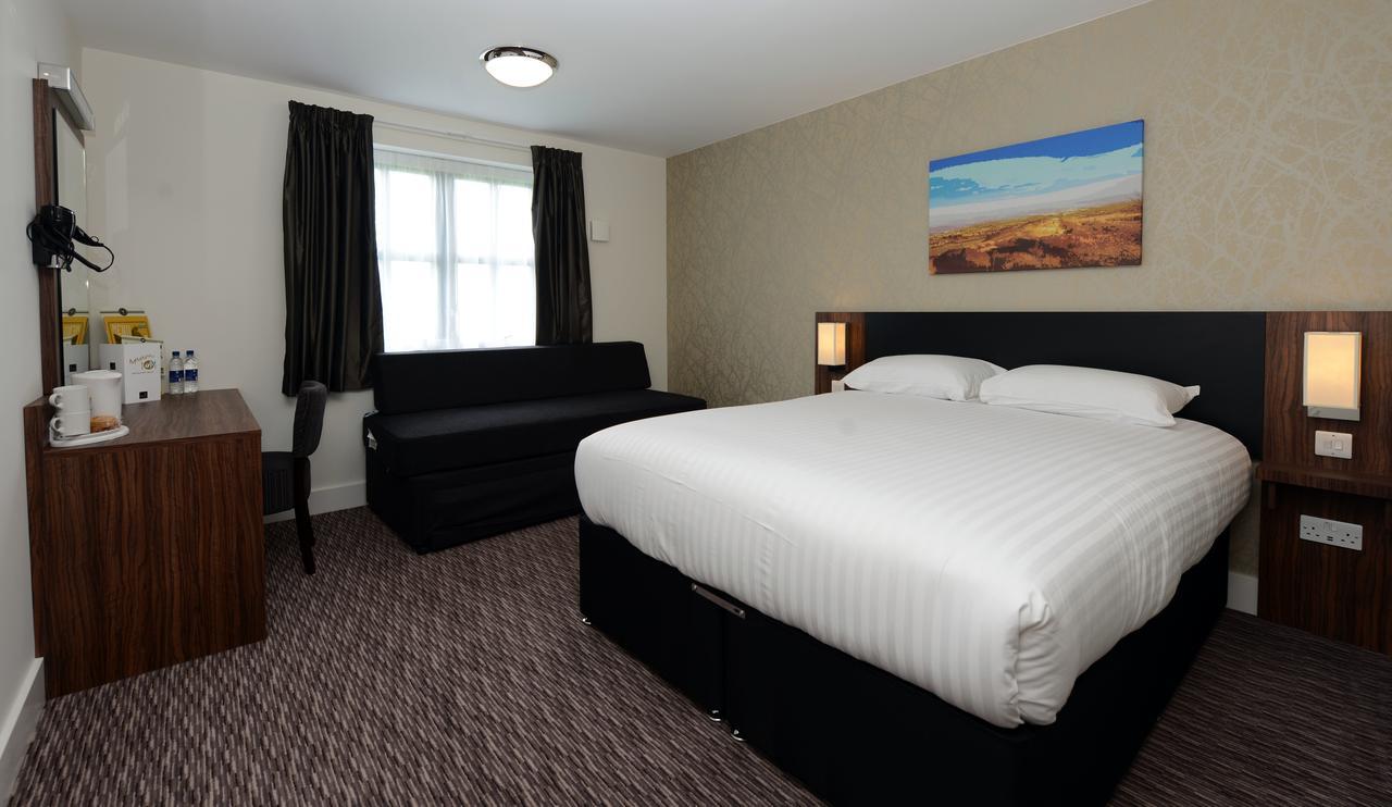 Fallow Field, Telford By Marston'S Inns 외부 사진